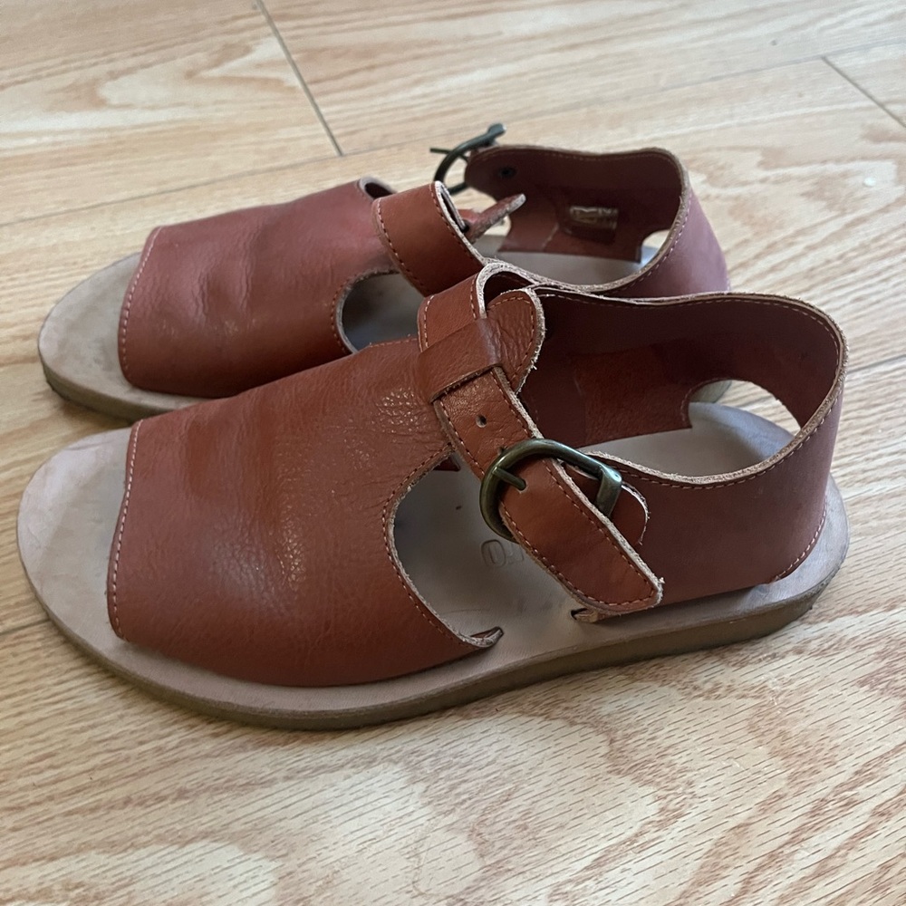 Punto Pigro Italian Leather Sandals